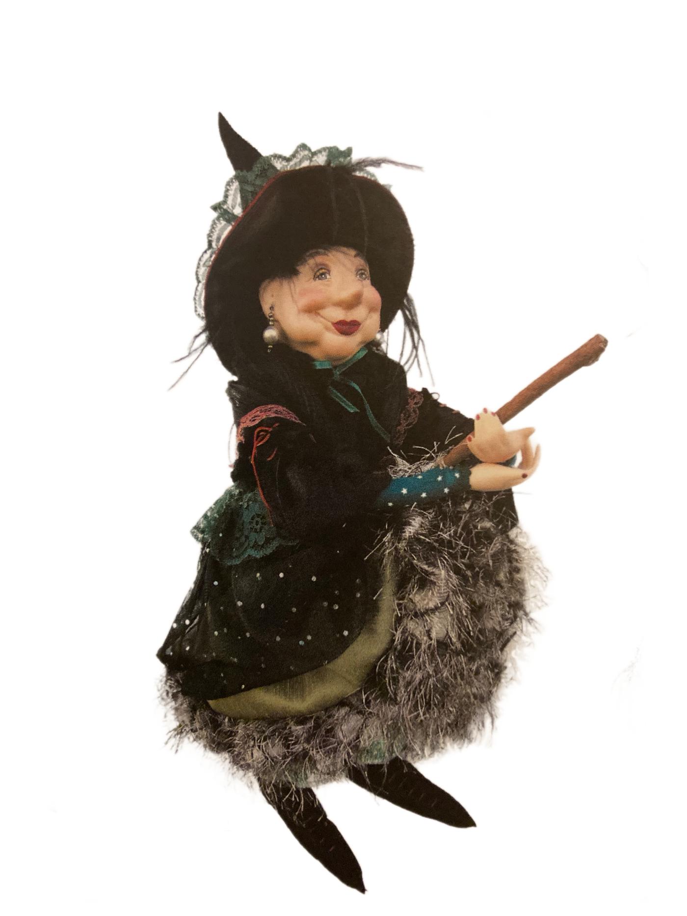 Witches Of Pendle Elizabeth Device 45cm Flying Green