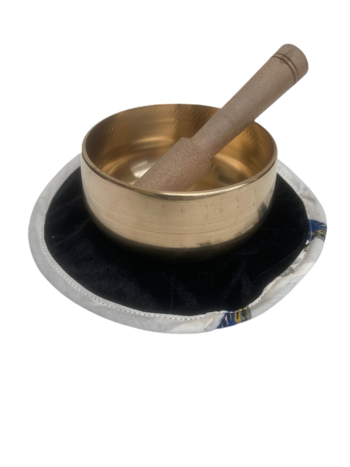 9cm Brass singing bowl with matt