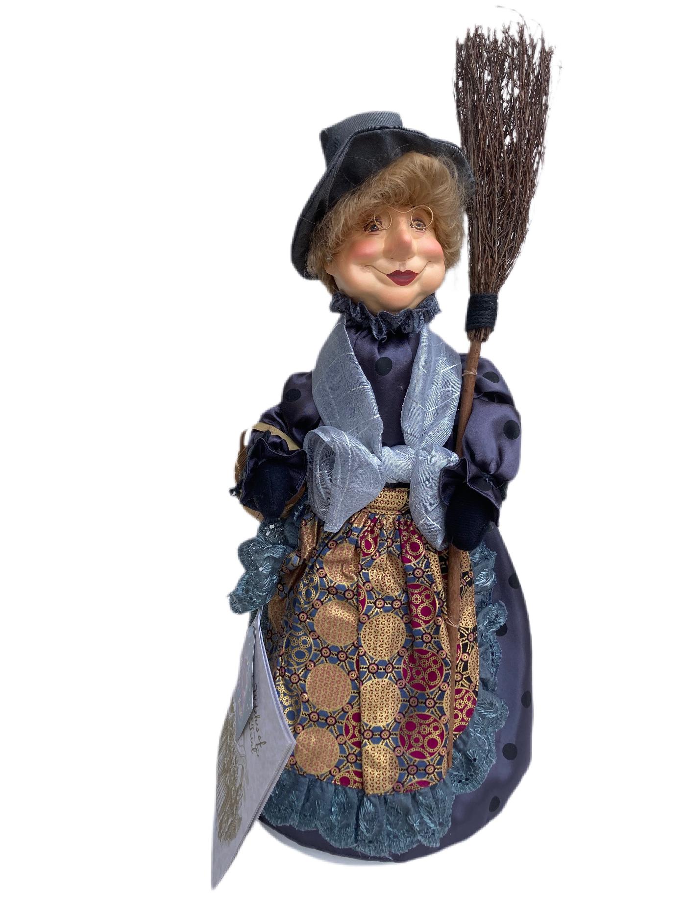 Witches Of Pendle Gertrude 45cm Standing Grey
